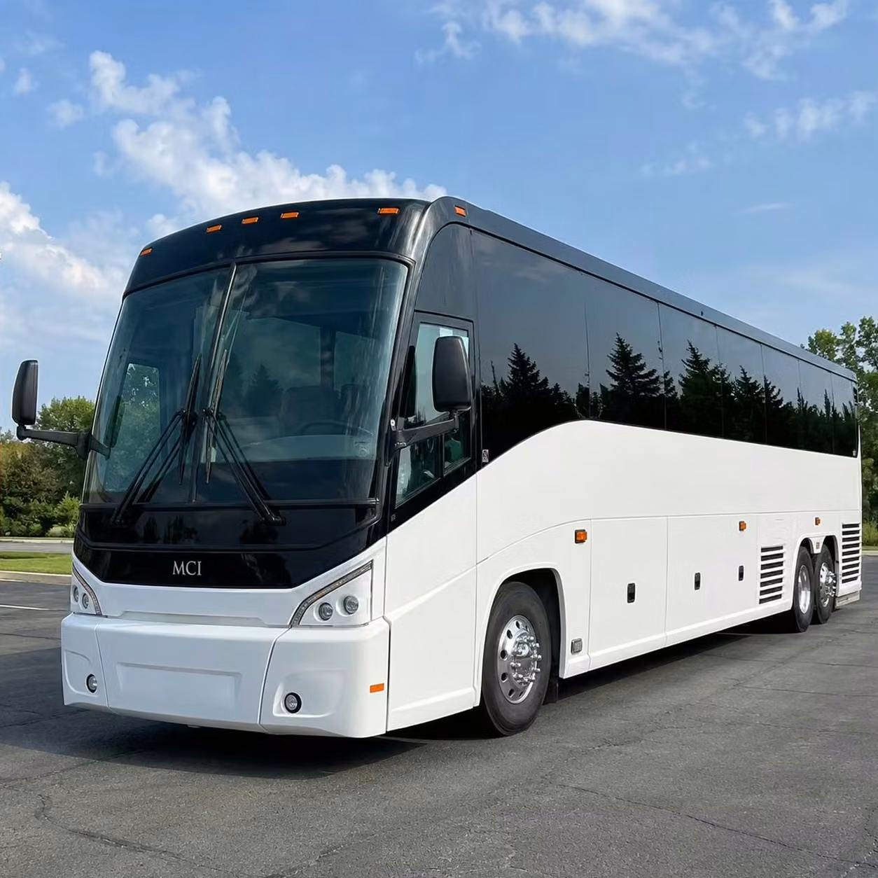 lathrop hourly round trip and full weekend concert bus packages in lathrop